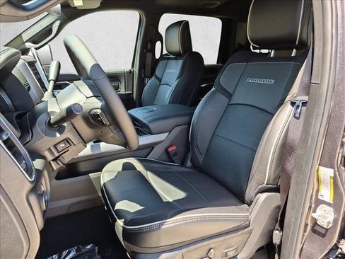 New 2026 RAM 2500 Laramie AWD/4WD image 4
