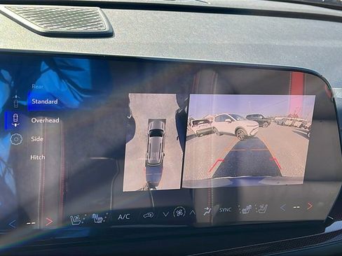 New 2026 Chevrolet Traverse RS w/ LPO, Floor Liner Package image 27