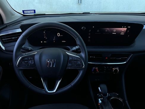 Used 2025 Buick Encore GX Preferred image 12