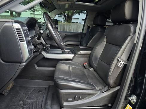 Used 2018 Chevrolet Silverado 2500 LTZ w/ Duramax Plus Package image 24