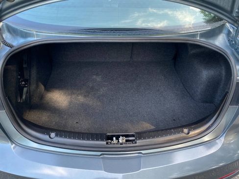 Used 2013 MAZDA MAZDA3 i Touring FWD image 35