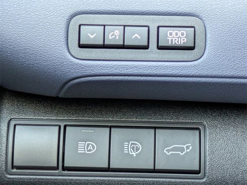 New 2026 Subaru Solterra image 28