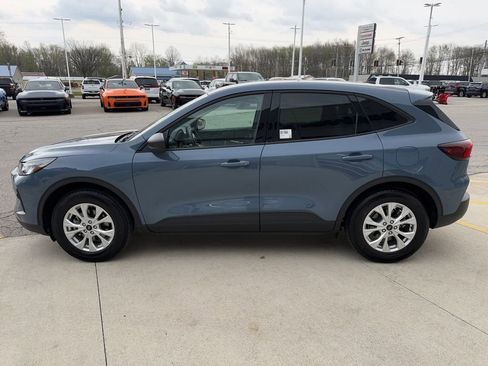 Used 2025 Ford Escape Active w/ Cold Weather Package FWD image 8