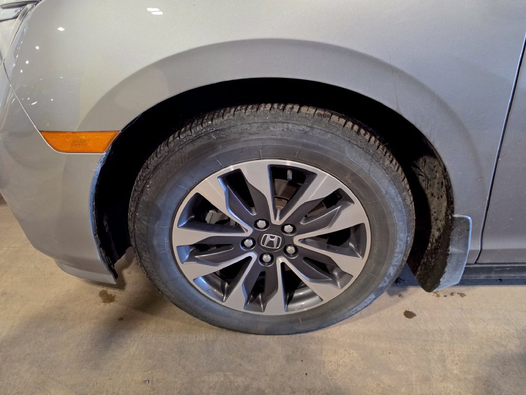 Used 2023 Honda Odyssey EX-L image 3