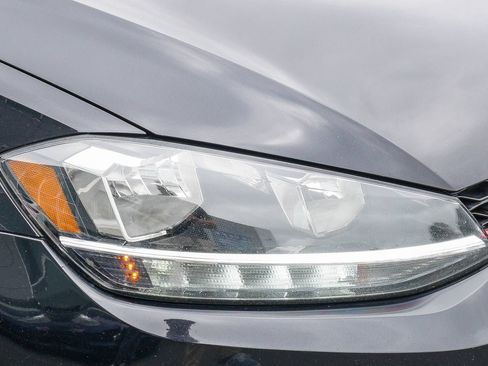 Used 2021 Volkswagen GTI S FWD image 4