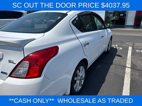 Used 2015 Nissan Versa w/ SL Tech Package FWD image 6