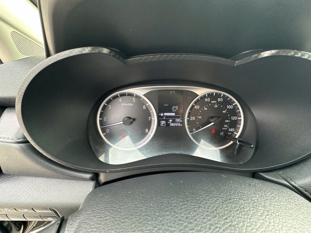 Used 2025 Nissan Versa S FWD image 13