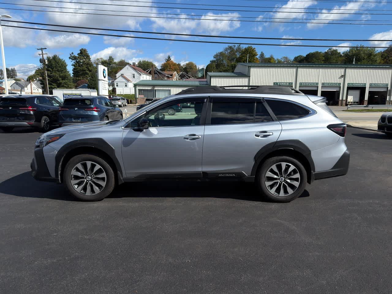 Used 2024 Subaru Outback Limited AWD/4WD image 5