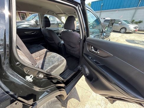Used 2015 Nissan Rogue S AWD/4WD image 8