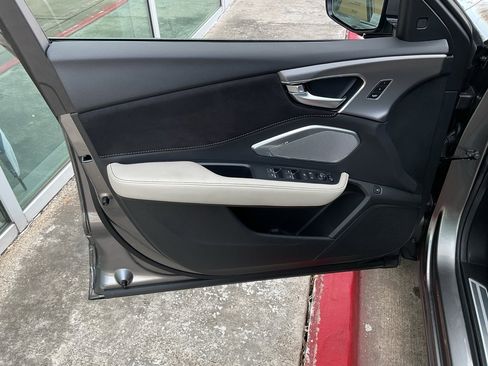 Used 2025 Acura RDX A-Spec image 12