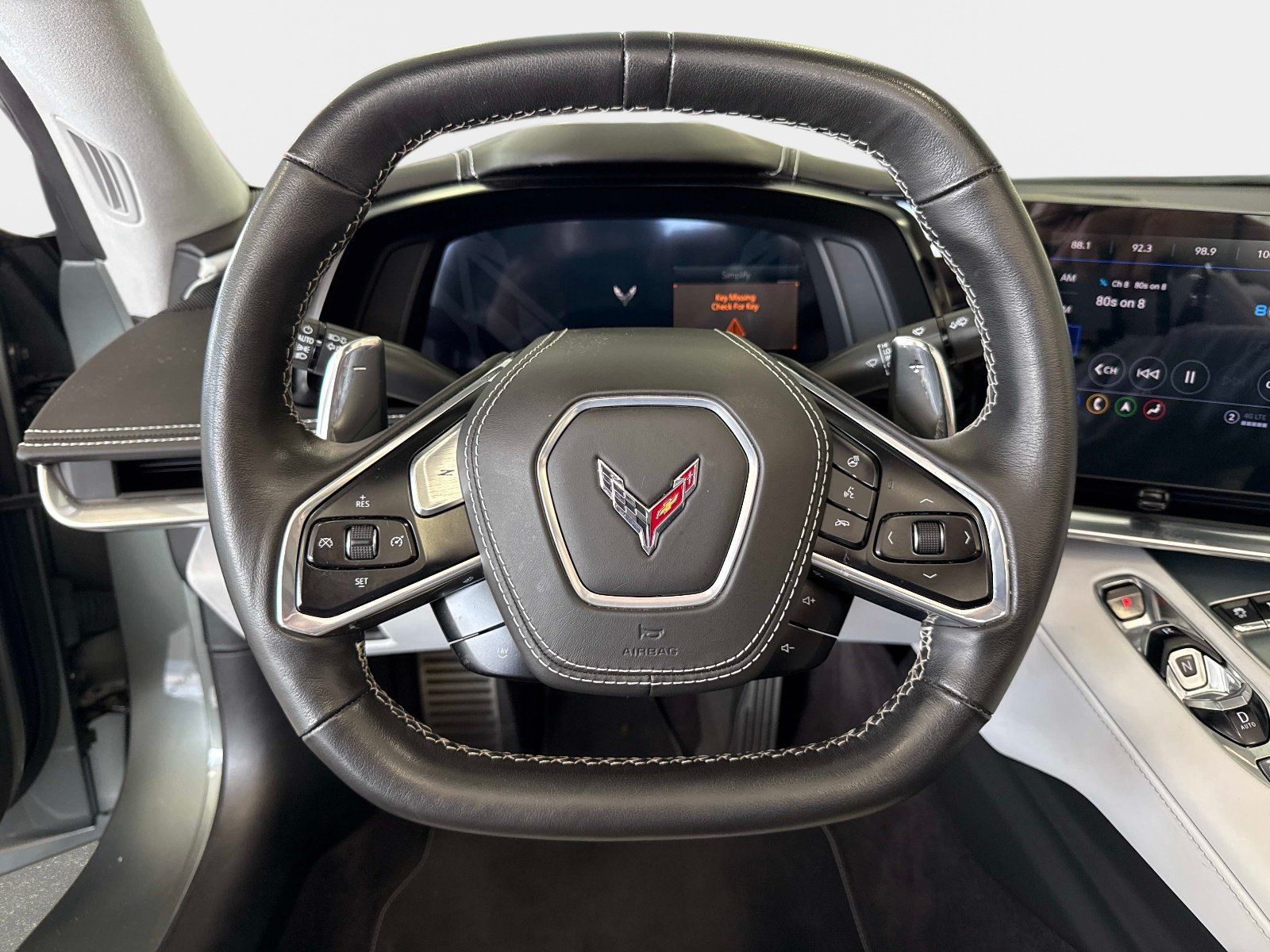 Used 2023 Chevrolet Corvette Stingray Premium Conv w/ Z51 Performance Package RWD image 20