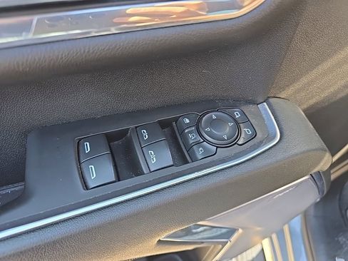 Used 2024 Chevrolet Silverado 2500 High Country image 9