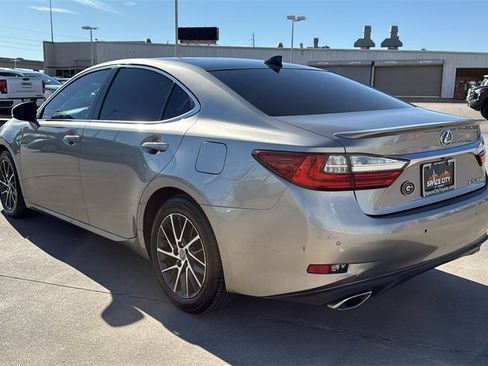 Used 2017 Lexus ES 350 image 5