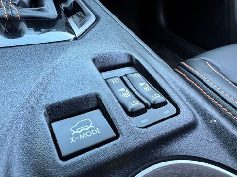 Used 2022 Subaru Crosstrek 2.5i Limited w/ Moonroof Package 1 image 18