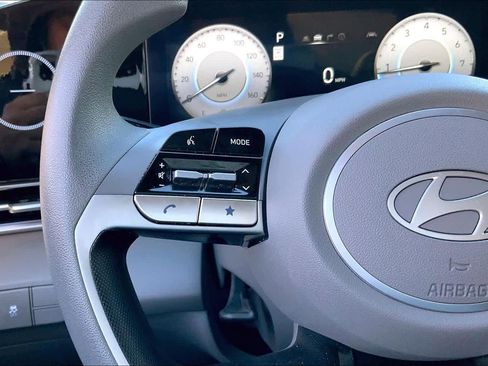 Certified 2024 Hyundai Elantra SEL image 24