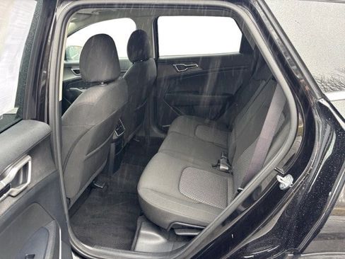 Certified 2023 Kia Sportage LX image 12