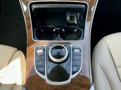 Used 2017 Mercedes-Benz GLC 300 image 34