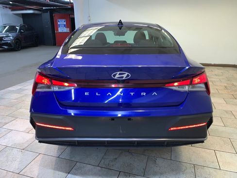 Used 2024 Hyundai Elantra SEL image 6