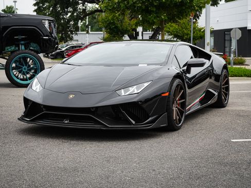 Used 2016 Lamborghini Huracan LP 580-2 RWD image 5
