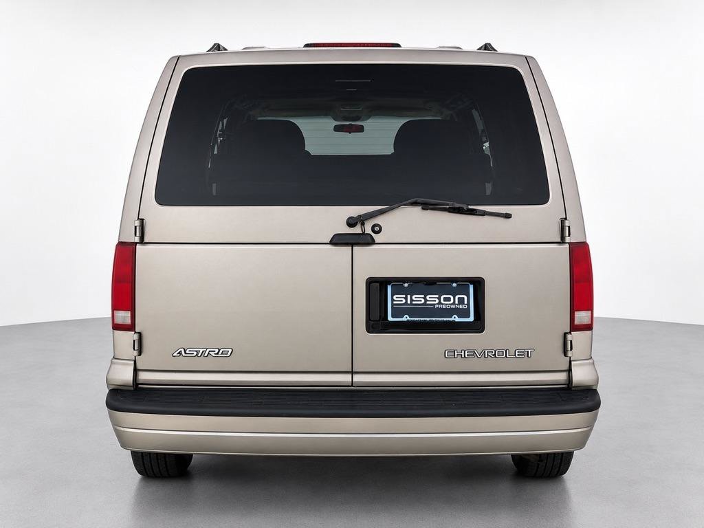 Used 2004 Chevrolet Astro w/ LS Preferred Equipment Group RWD image 4