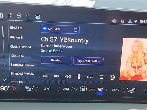 Used 2024 Chevrolet Traverse LT image 20