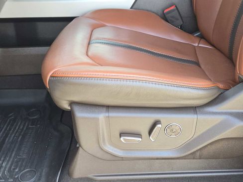 Used 2019 Ford F150 King Ranch w/ Equipment Group 601A Luxury AWD/4WD image 22