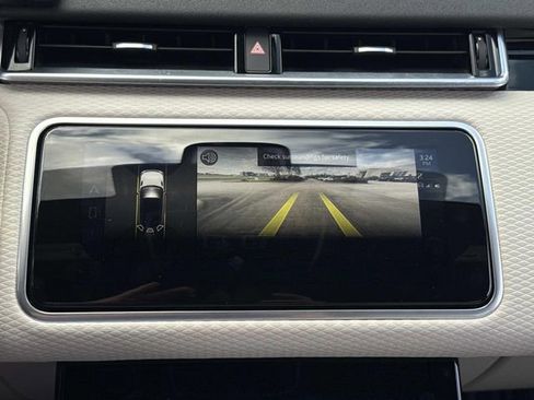 Used 2022 Land Rover Range Rover Velar R-Dynamic S image 25