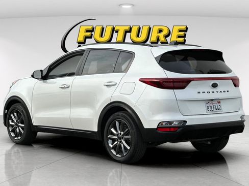 Certified 2022 Kia Sportage Nightfall Edition w/ Nightfall Fwd Premium Package image 6