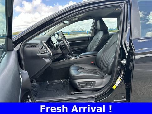 Used 2023 Toyota Camry SE w/ Convenience Package image 22