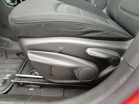 Used 2020 Jeep Renegade Latitude image 14