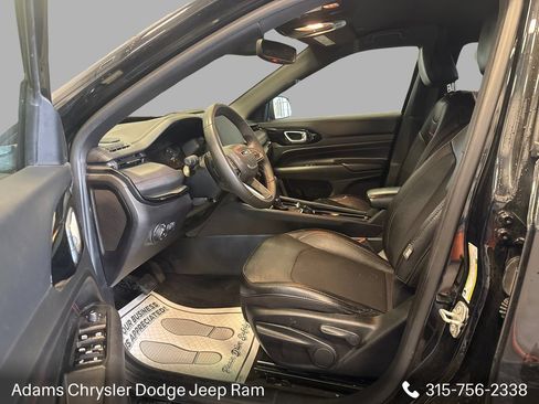 Used 2024 Jeep Compass Trailhawk AWD/4WD image 13