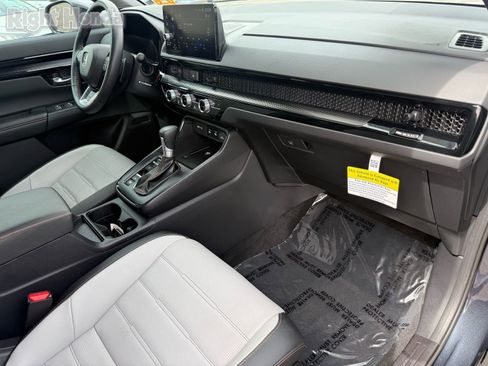 Certified 2026 Honda CR-V Sport Touring image 31