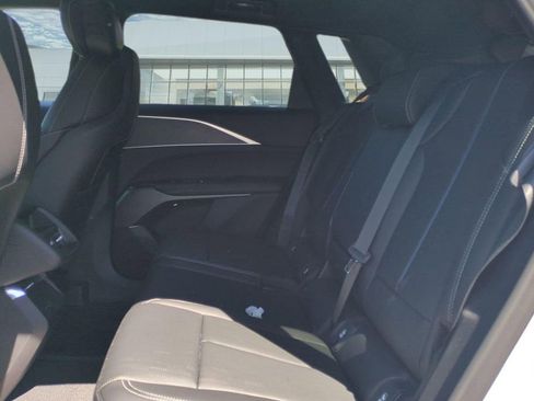 New 2026 Cadillac Lyriq Luxury image 13