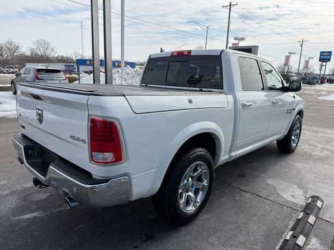 Used 2016 RAM 1500 Laramie w/ Convenience Group image 5