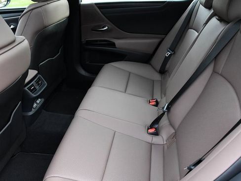 New 2025 Lexus ES 350 350 image 12