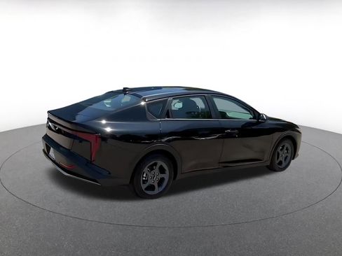 Used 2025 Kia K4 FWD image 14