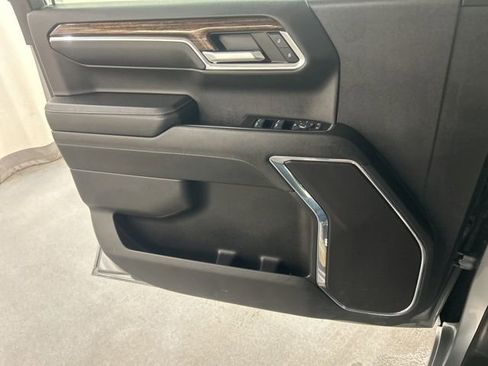 Used 2024 GMC Sierra 1500 Elevation image 21