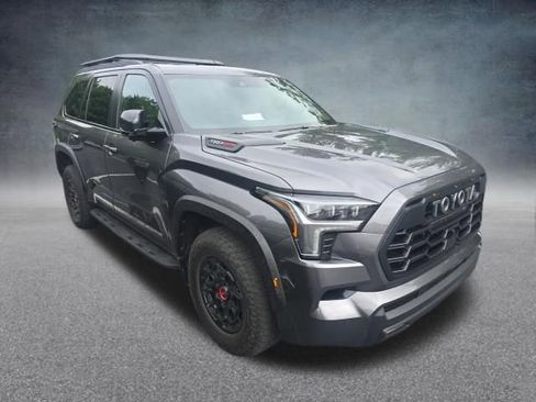 Used 2025 Toyota Sequoia TRD Pro AWD/4WD image 2