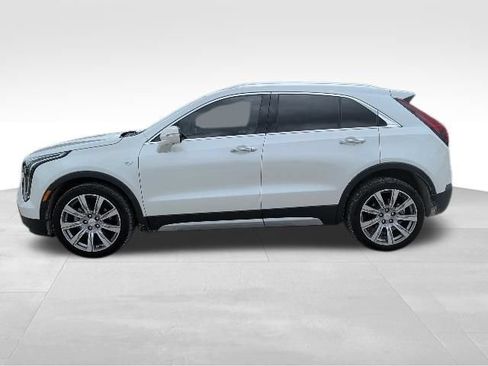 Used 2021 Cadillac XT4 Premium Luxury FWD image 8