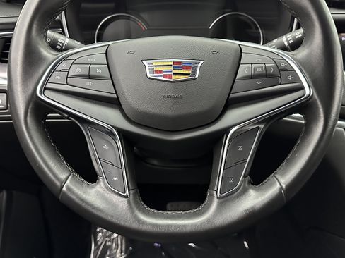 Used 2020 Cadillac XT5 Luxury image 25
