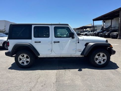 Used 2020 Jeep Wrangler Unlimited Sport S AWD/4WD image 4