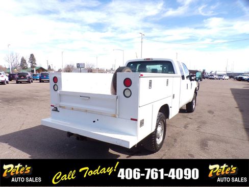 Used 2011 Ford F350 XL w/ Skid Plate Pkg image 4