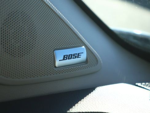 Used 2024 Nissan Pathfinder Platinum image 25