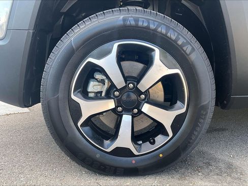 Used 2021 Jeep Renegade Trailhawk w/ Sun & Sound Group AWD/4WD image 29