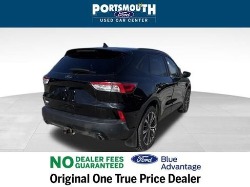 Certified 2022 Ford Escape SEL w/ SEL Stealth AWD Package image 30