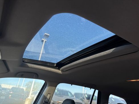 Used 2022 Honda Pilot Black Edition image 11