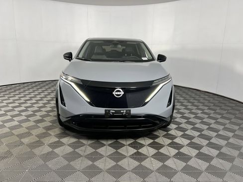 Used 2024 Nissan Ariya FWD image 11