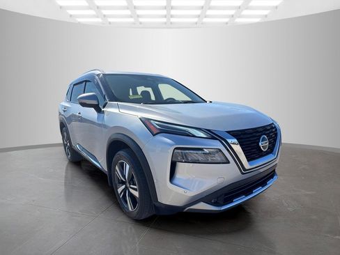 Used 2021 Nissan Rogue Platinum AWD/4WD image 3