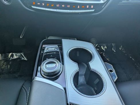 Certified 2024 Cadillac Lyriq Tech w/ Driver Assist Package RWD image 17