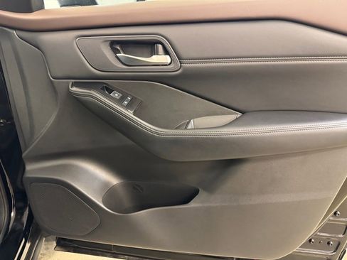 Used 2023 Nissan Rogue SL w/ SL Premium Package AWD/4WD image 31